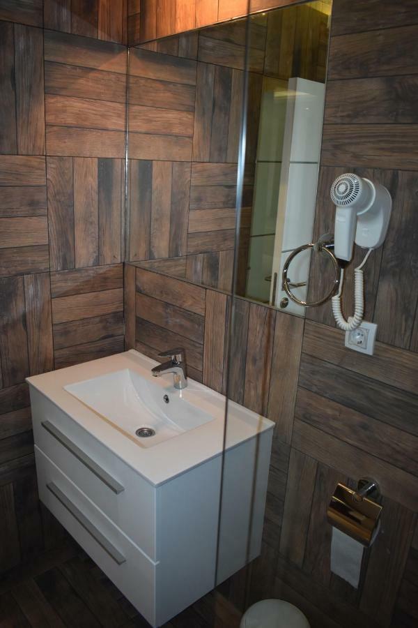 De Lux Apartment Maki Banja Luka Exterior photo